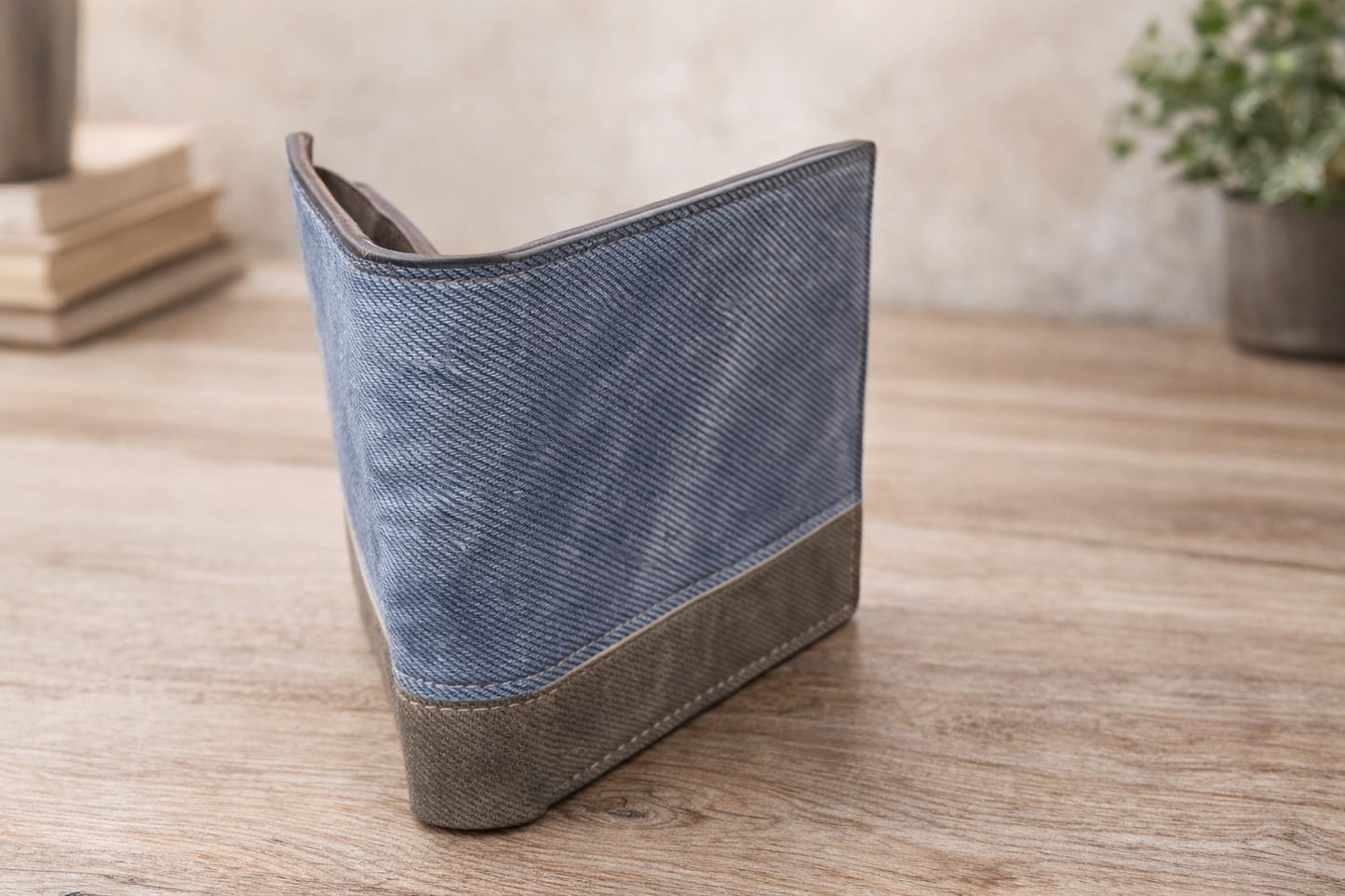 Portafoglio Uomo Pelle Pu Dotato di Scomparti Carte con Protezione RFID, Portamonete Banconote e Documenti, Idea Regalo Uomo dal Design Classico e Raffinato,Morbido