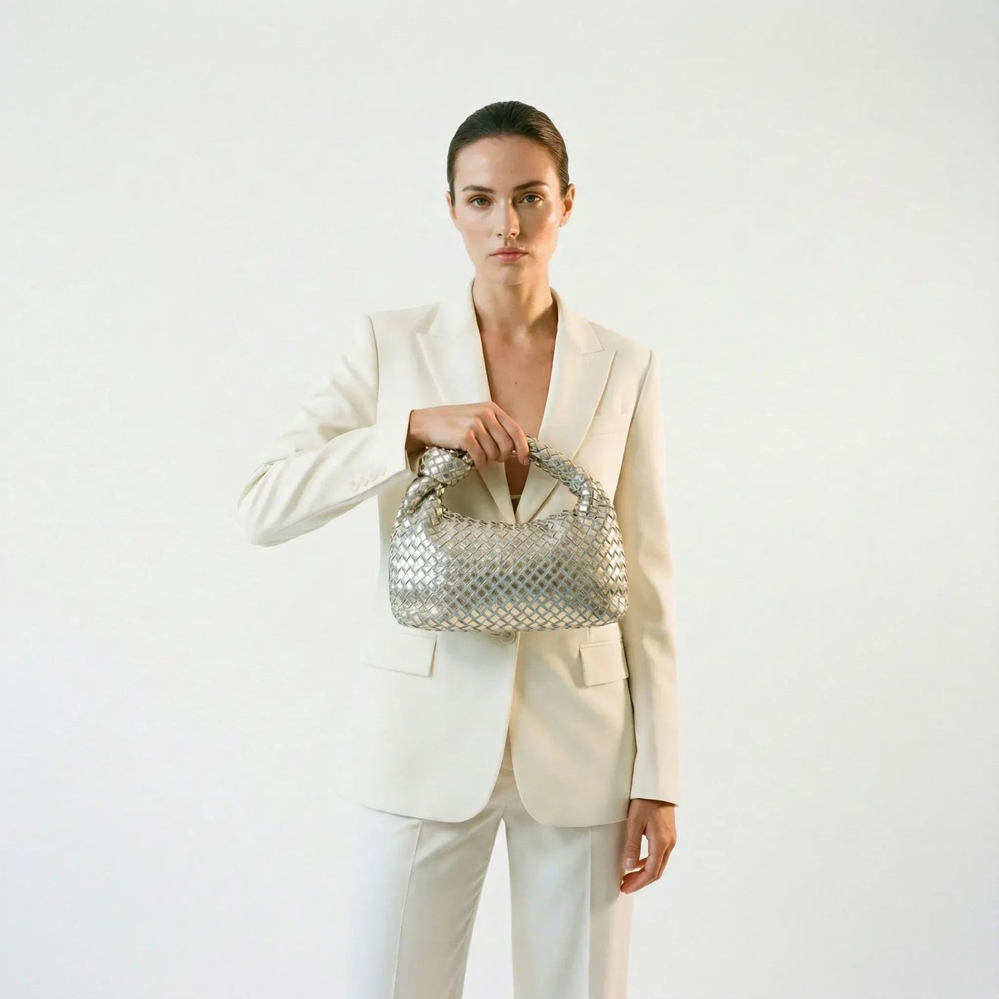 Mesh Knot handle bag with detachable strap