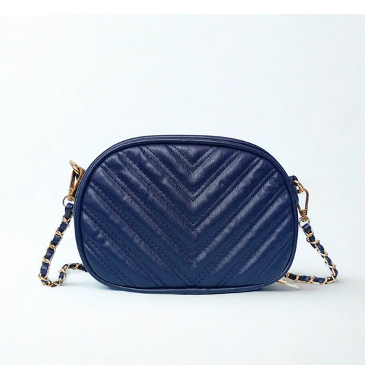 Quilted oval crossbody bag - V-stitched pattern MS-5941